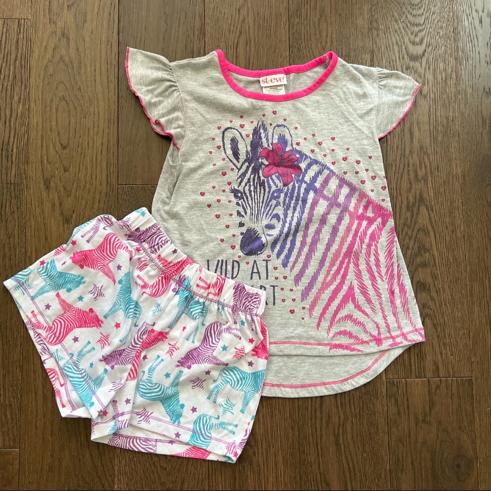 St Eve Zebra Pajama Set Short Sleeve Top & Shorts size Small 7/8